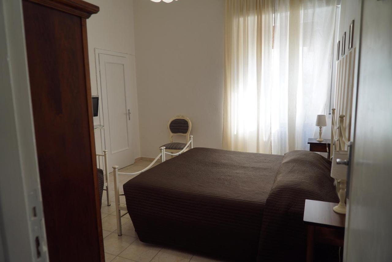 B&B Il Piccolo Paradiso Montenero  Buitenkant foto