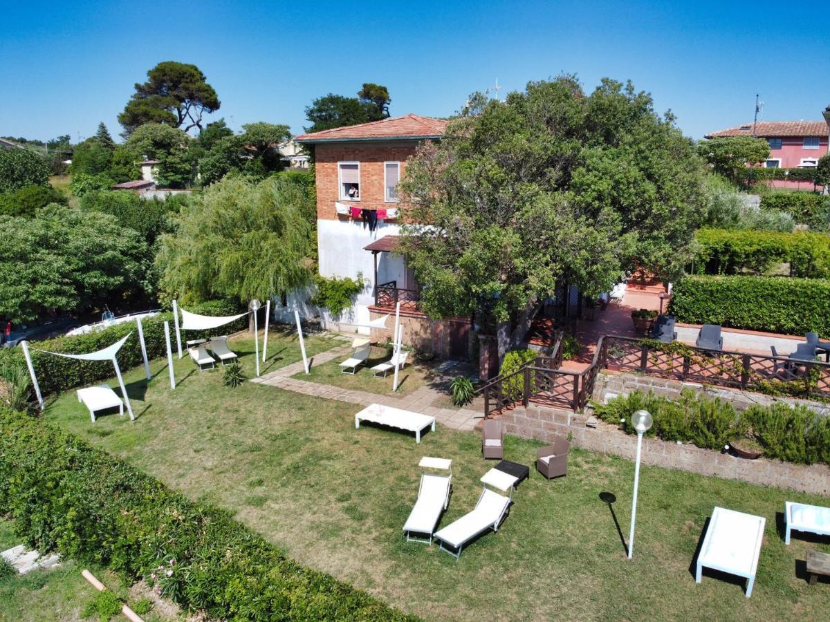 B&B Il Piccolo Paradiso Montenero  Buitenkant foto