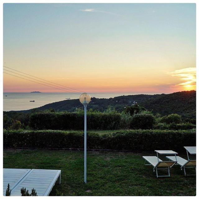B&B Il Piccolo Paradiso Montenero  Buitenkant foto