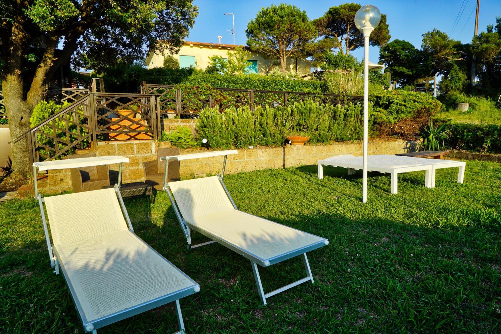 B&B Il Piccolo Paradiso Montenero  Buitenkant foto