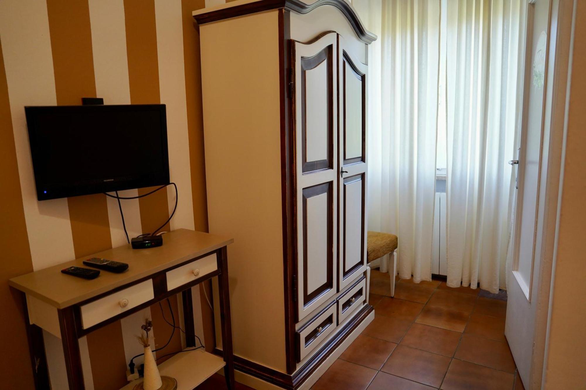 B&B Il Piccolo Paradiso Montenero  Buitenkant foto