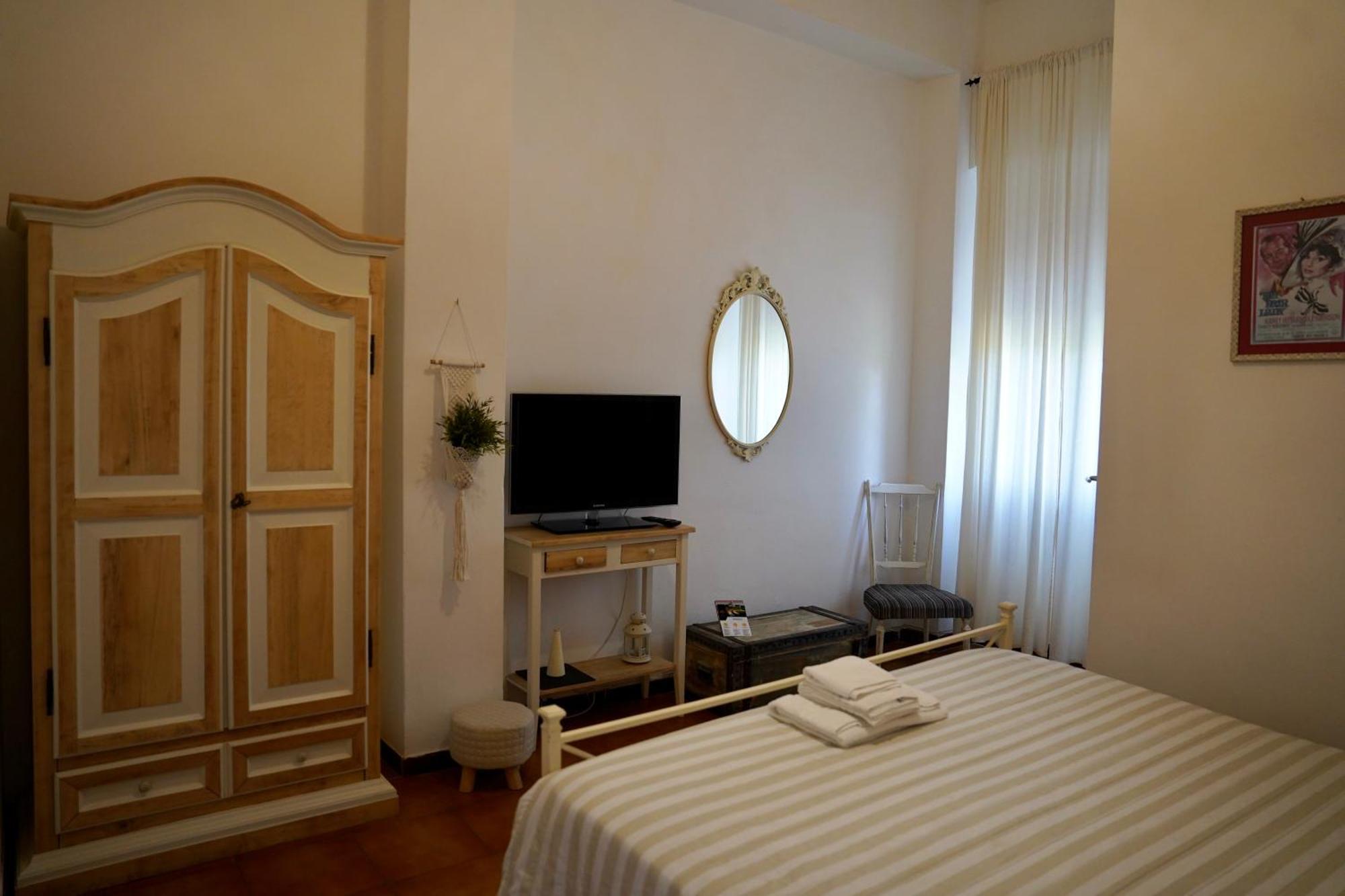 B&B Il Piccolo Paradiso Montenero  Buitenkant foto