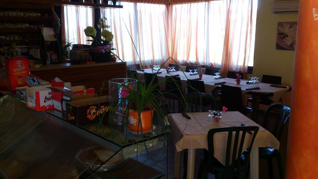 B&B Il Piccolo Paradiso Montenero  Buitenkant foto