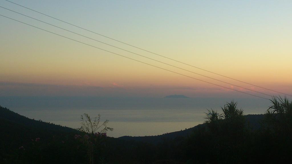 B&B Il Piccolo Paradiso Montenero  Buitenkant foto